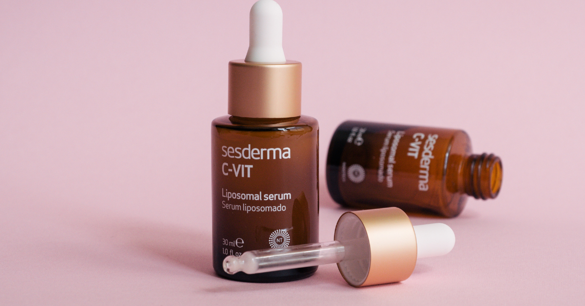 high quality images of a skincare product